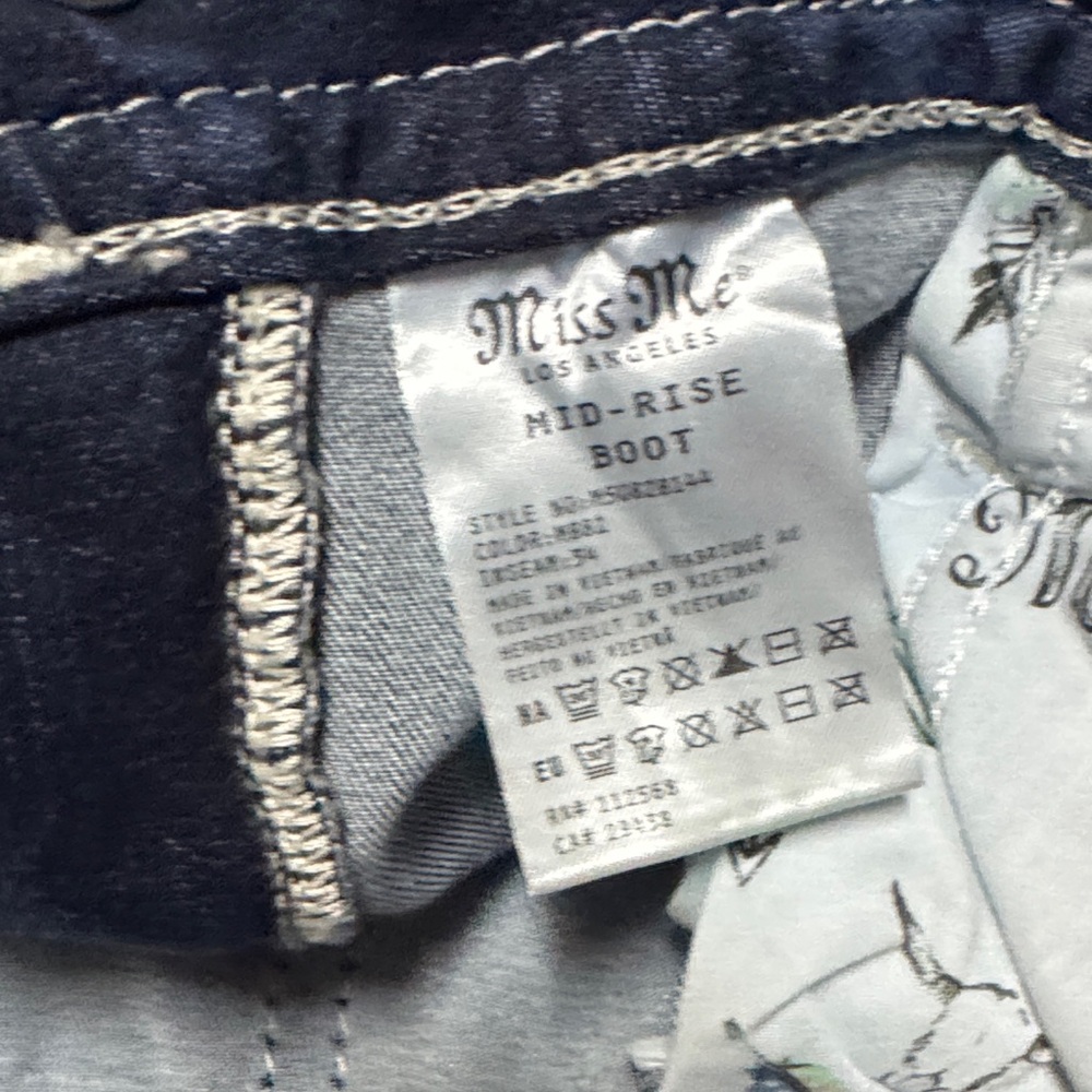 Miss Me Mid Rise Boot Light Blue Jeans 36x34 36 18 18 W Long New! - Picture 11 of 11